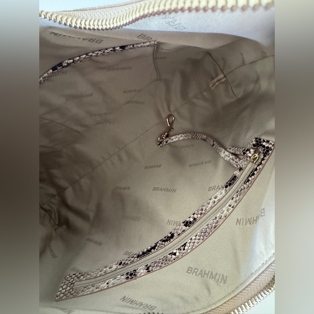 Brahmin Tabitha Beige Sandcastle Leather Shoulder NWT - Picture 10 of 15